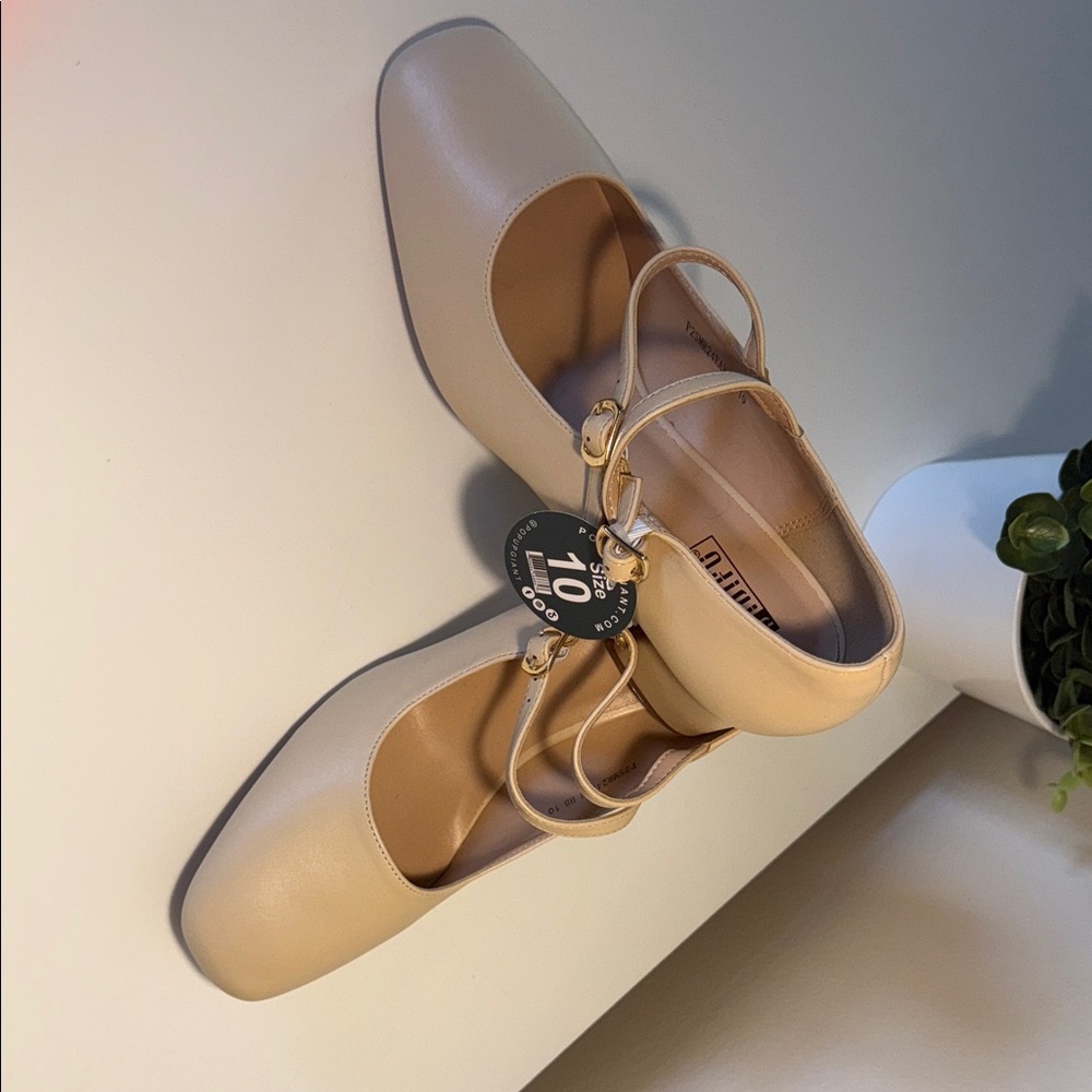 IDIFU Cream Mary Jane with low heels and closed toe
